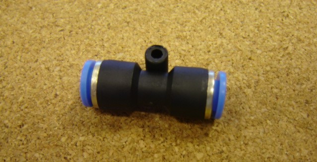 4mm EQUAL STRAIGHTCONNECTOR